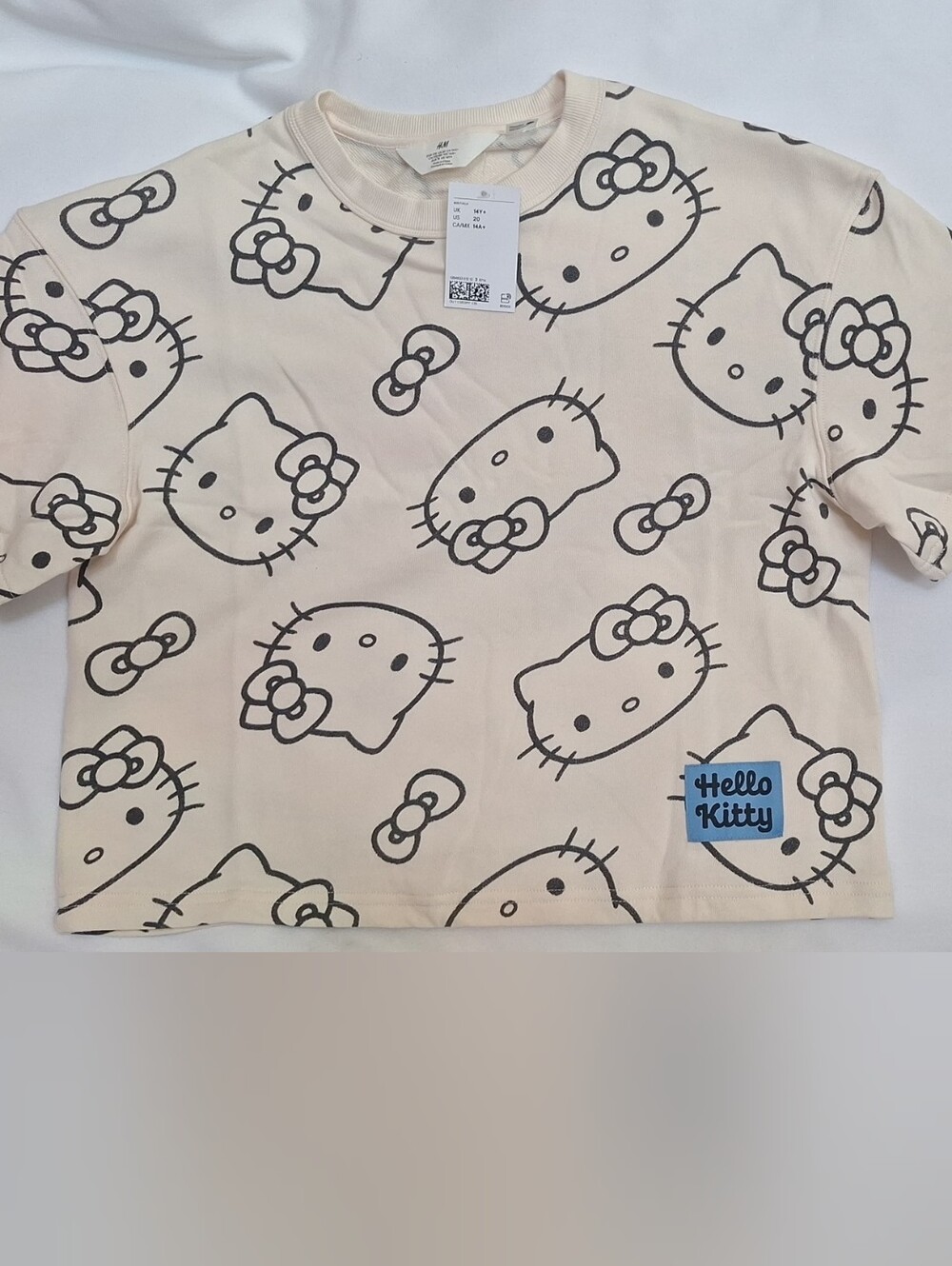 H&M Cream Hello Kitty Short Sleeve Tee with Black Print